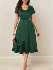 Nora | V-Ausschnitt Midikleid Asymmetrischer Saum – Grün