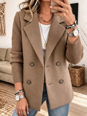 Adalene - Doppelreihiger Blazer mit Strickärmeln – Braun