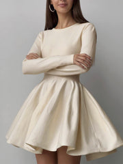 Alina | Elegantes Damen Skaterkleid in Crème mit Langarm – Weiß