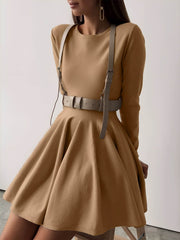 Alina | Elegantes Damen Skaterkleid in Crème mit Langarm – Kamel