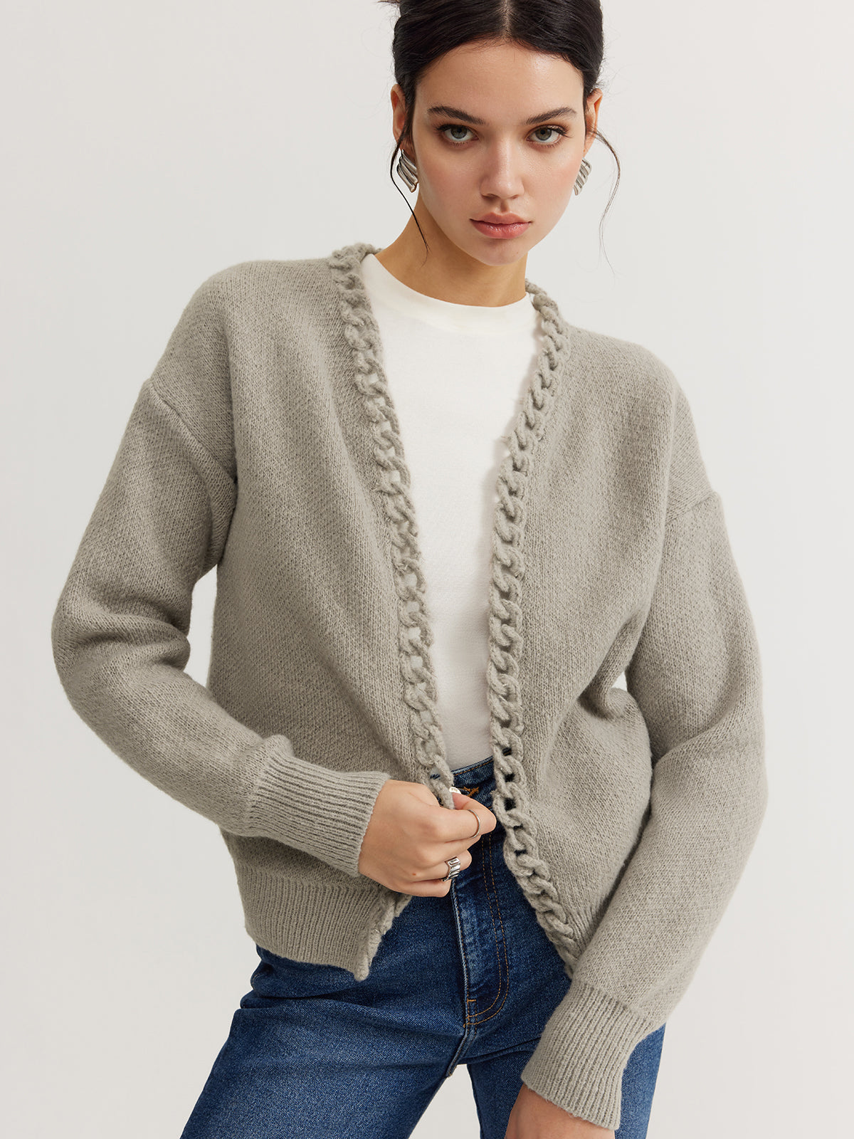 Strickjacke ohne Verschluss | Geflochtene Kante | Lässige Silhouette