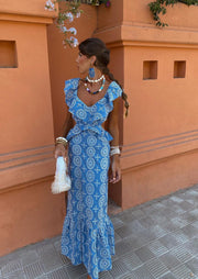 Besticktes Maxikleid Sommer: Eleganz und Stil für unvergessliche Tage – Blau/Weiß bestickt