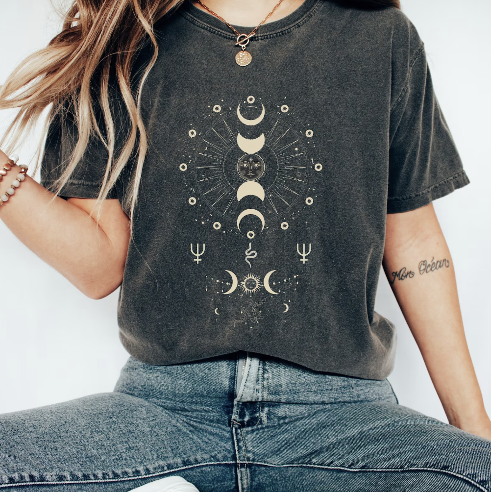 Lolita - Shirt mit einzigartigem Design, Blickfang