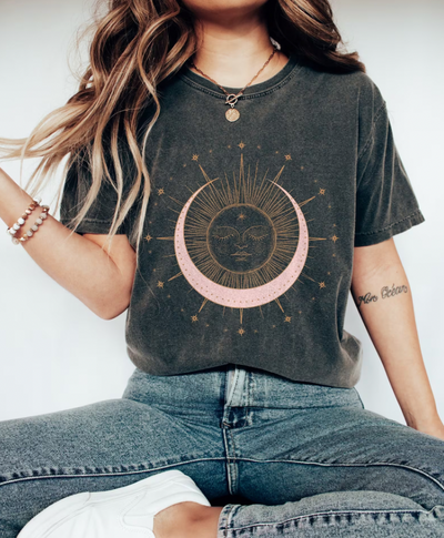 Lolita - Shirt mit einzigartigem Design, Blickfang