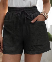 Daphne - Luftige Paperbag-Shorts – Schwarz