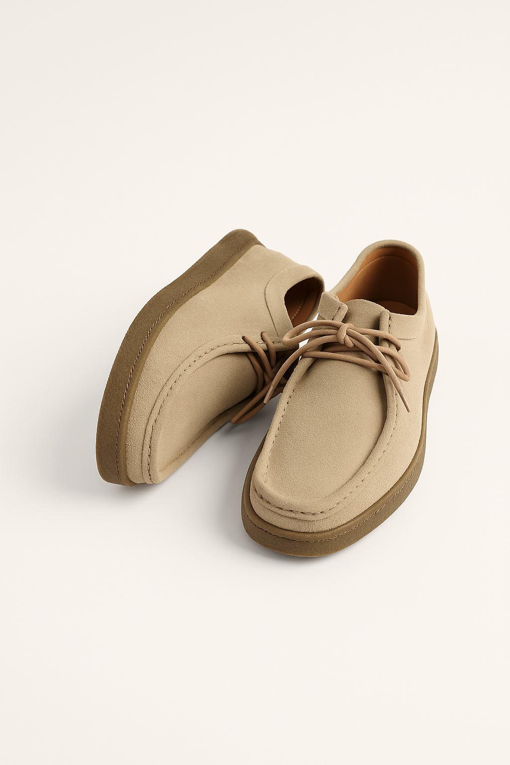 Theodore Wildleder Schnürschuhe mit Profilsohle