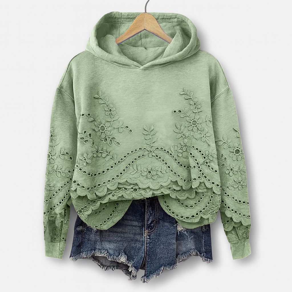 Hoodie mit Spitzenbesatz – Gemütlichkeit trifft auf femininen Charme