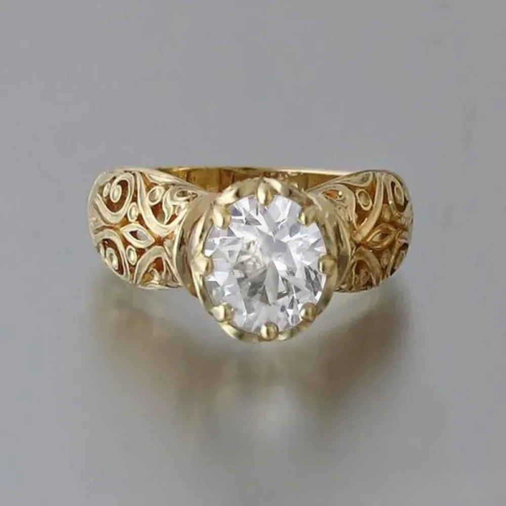 Eleganter Ring mit weißem Zirkonia