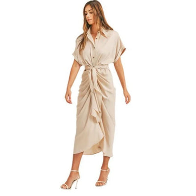 Maxikleid mit Rüschen und V-Ausschnitt Sommerstil Damenmode - Elina