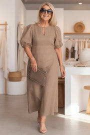 Elegantes Maxikleid mit Puffärmeln: Stilvoll für besondere Anlässe – Sanftes Beige