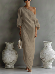 Elegantes One-Shoulder-Kleid: Anmut für Hochzeitsgast und Feste – Khaki