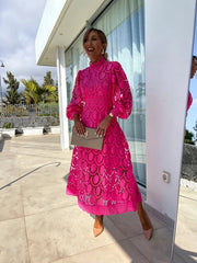 Festliches Kleid Damen für Hochzeitsgast – Elegantes Midikleid mit Definiertem Schnitt und Perforierten Details – Rosa
