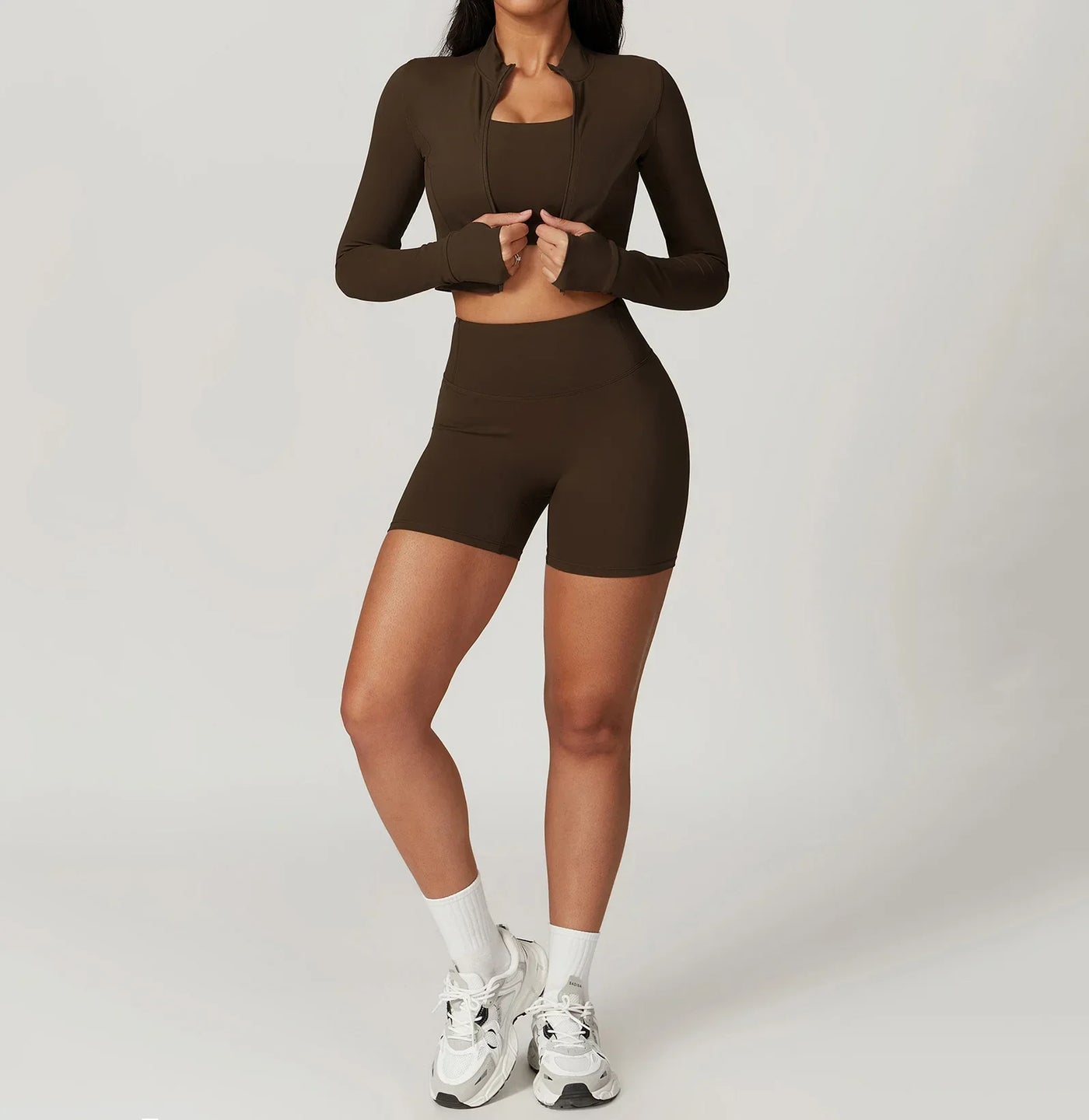 Sportliches Zweiteiler-Set | Crop-Jacke mit Shorts | Komfortabel & Aktiv