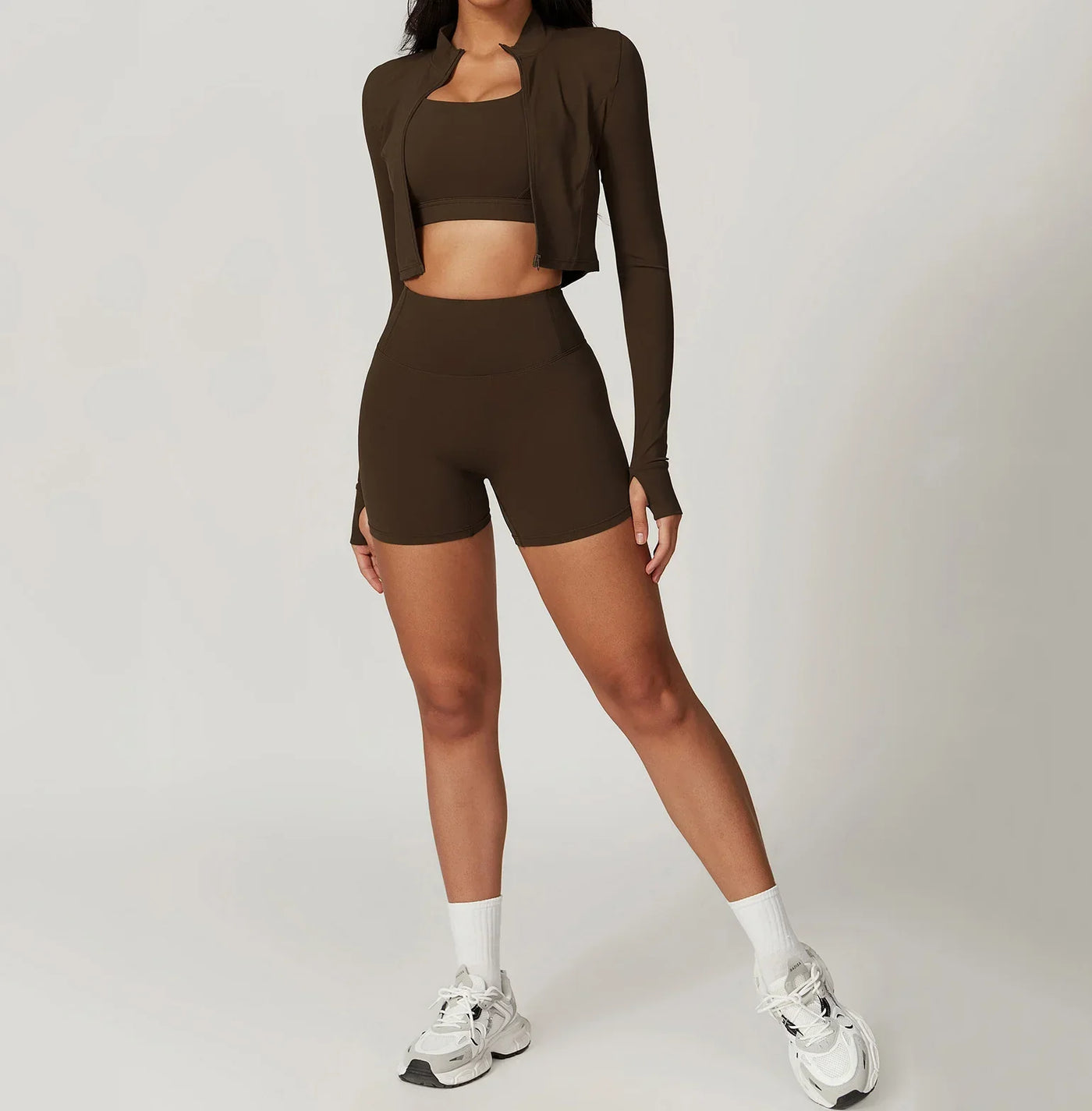 Sportliches Zweiteiler-Set | Crop-Jacke mit Shorts | Komfortabel & Aktiv