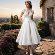 Kieran - Elegantes Midikleid in A-Linie – Weiß