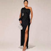 Marianne - Schickes Kleid mit asymmetrischem Schulterdesign – Schwarz