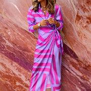 Aliza - Schickes Kleid im Wickelstil mit Streifen – Lila