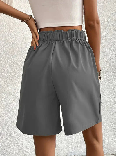 High-Waisted Plissee-Shorts für Damen