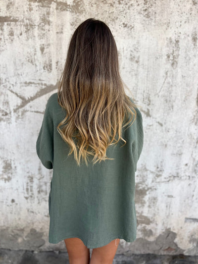 Bluse mit Knopfdetail | Lockerer Schnitt | Luftige Struktur