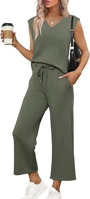 Damen Lässiges Zweiteiliges Lounge-Set mit Ärmellosem V-Neck-Top und Weiten Kordelbund-Hosen Nord Taschen – Olivgrün