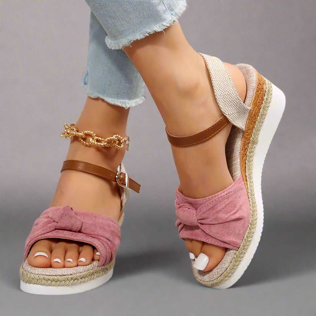 Regina | Einzigartige Sommer Sandalen