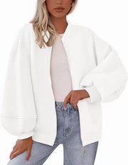 Damen Oversize Bomberjacke mit Ballonärmeln und durchgehendem Reißverschluss Nord Taschen – Weiß