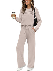 Damen Lounge-Set aus weichem Sweatstoff mit gerafftem Oberteil und weit geschnittenen Jogginghosen Nord Taschen – Apricot
