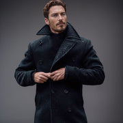 Herren Doppelreihiger Wollmantel mit hohem Stehkragen und taillierter Silhouette Nord Taschen – Schwarz