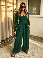Damen Langer Jumpsuit mit weitem Bein, tiefem Rundhals und Eingrifftaschen Nord Taschen – Dunkelgrün