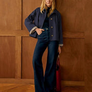 Damen Boxy-Shortcoat mit übergroßem Revers und Karomanschetten Nord Taschen – Marineblau