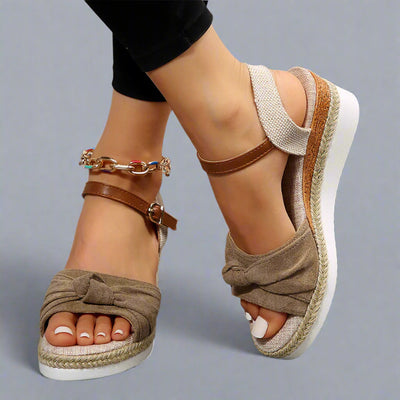 Regina | Einzigartige Sommer Sandalen