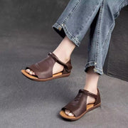 Fiorelle - Strukturierte Sandalen mit offener Zehenpartie – Braun