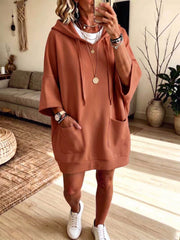 Damen Oversize Hoodie-Kleid mit Kängurutaschen und halblangen Ärmeln Nord Taschen – Ziegelrot