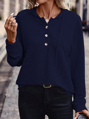 Damen Texturierter Kapuzenpullover mit Knopfleiste und Oversize-Schnitt Nord Taschen – Marineblau