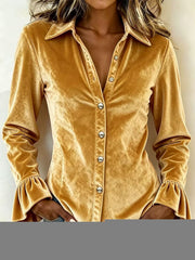 Damen Taillierte Samtbluse mit Reverskragen, Knopfleiste und Volantärmeln Nord Taschen – Gold