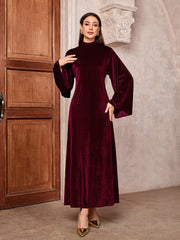 Damen Maxikleid aus Samt mit Stehkragen und Glockenärmeln Nord Taschen – Weinrot