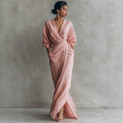 Damen Wickel-Maxikleid aus Leinenmix mit tiefem V-Ausschnitt und Ballonärmeln Nord Taschen – Rosa