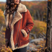 Damen Kurze Fliegerjacke mit Teddyfutter, weichem Lammfellkragen und Reißverschluss Nord Taschen – Ziegelrot