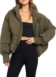 Damen Gesteppte Kurzjacke mit Stehkragen, wattierter Füllung und elastischen Bündchen Nord Taschen – Olivgrün