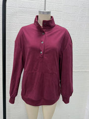 Damen gerippter Henley-Pullover mit Stehkragen und Kängurutasche Nord Taschen – Produktfoto