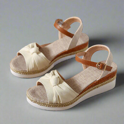 Regina | Einzigartige Sommer Sandalen