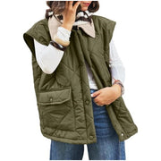 Damen Oversize Steppweste mit Druckknopf-Taschen und hohem Kragen Nord Taschen – Olivgrün