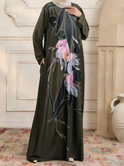 Damen Maxikleid im Kaftan-Stil mit handbemaltem Blumenprint Nord Taschen – Olivgrün