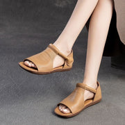 Fiorelle - Strukturierte Sandalen mit offener Zehenpartie – Beige