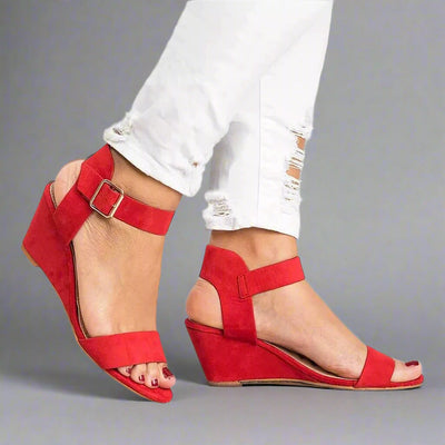 Walbira | Stilvolle Keilsandalen mit Komfort