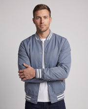 Leichte Nylon Varsity Bomberjacke für Herren mit gestreiften Rippbündchen Nord Taschen – Dunkelblau (gequiltet)