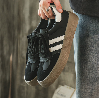 Serina Retro Gestreifte Sneakers