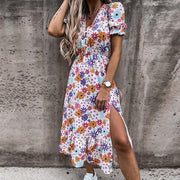 Maja | Damen Sommerkleid Blumenmuster V-Ausschnitt Schlitz – Lila