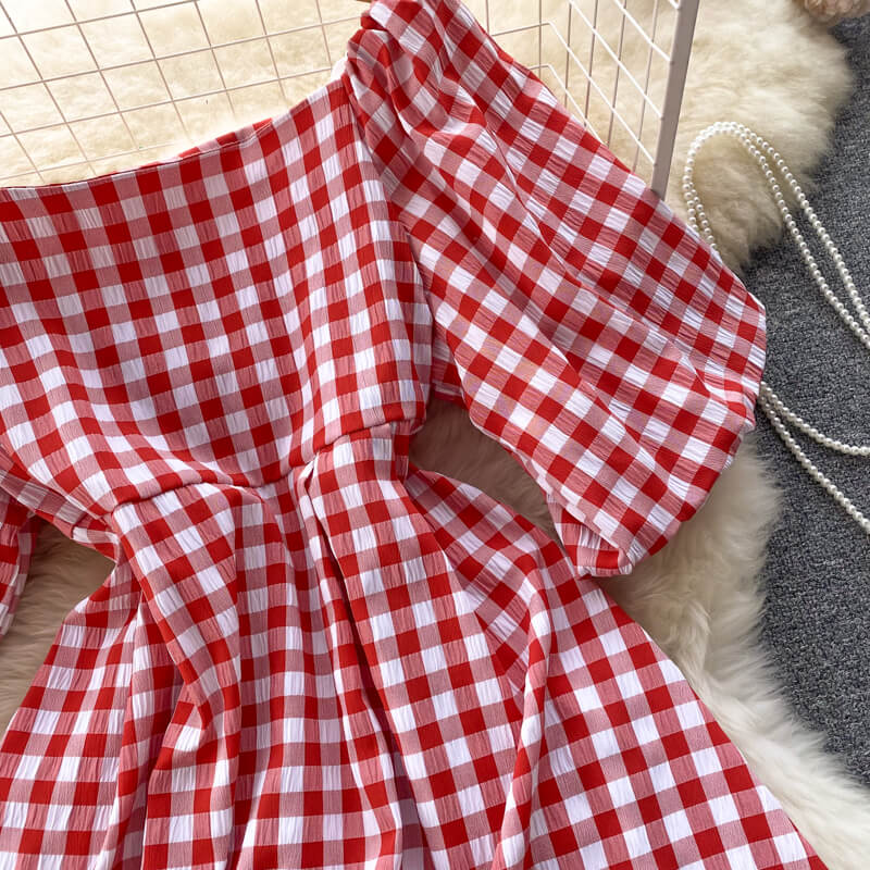 Modisches Damenkleid mit Karree-Ausschnitt & Puffärmeln – Selina