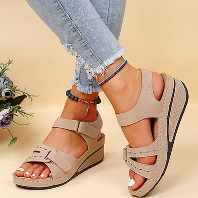 Offene Keilabsatz-Sandalen für Damen